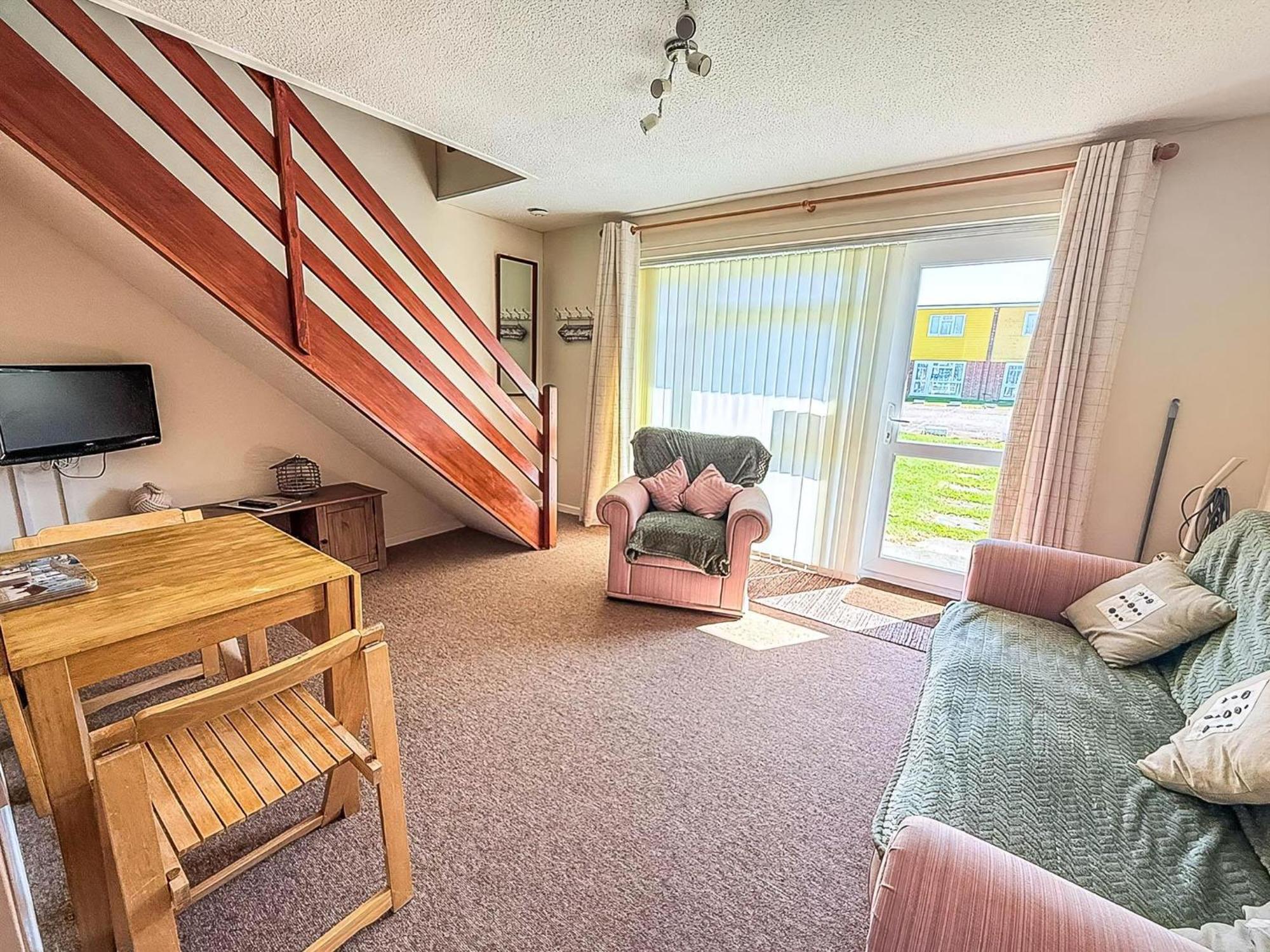 Lovely 4 Berth Chalet To Hire In Hemsby Nearby The Beach Ref 18177B Екстериор снимка